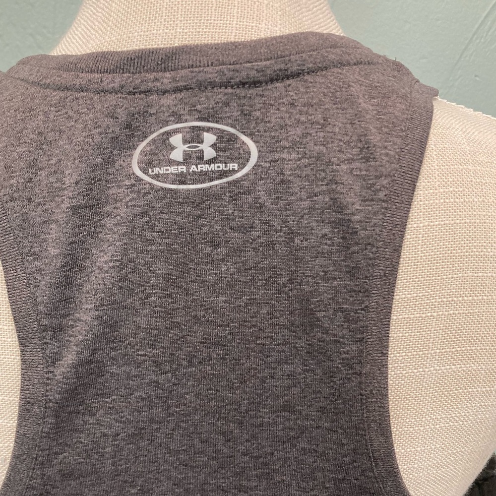 Under Armour
XL Grey Tank - Picture 6 of 8
